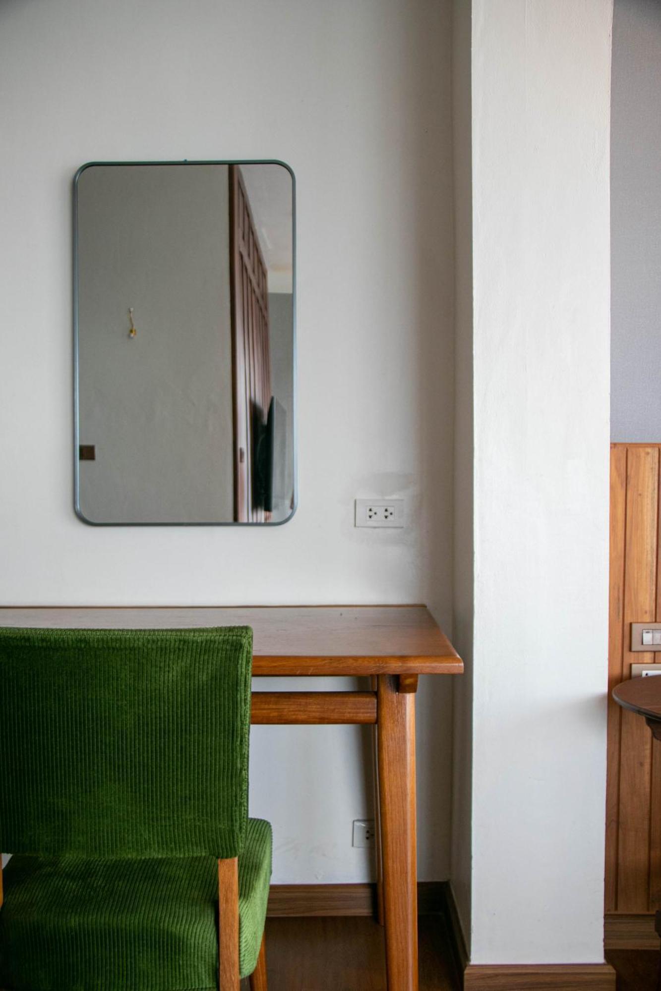 Lamphu Tree House Boutique Hotel Bangkok Dış mekan fotoğraf