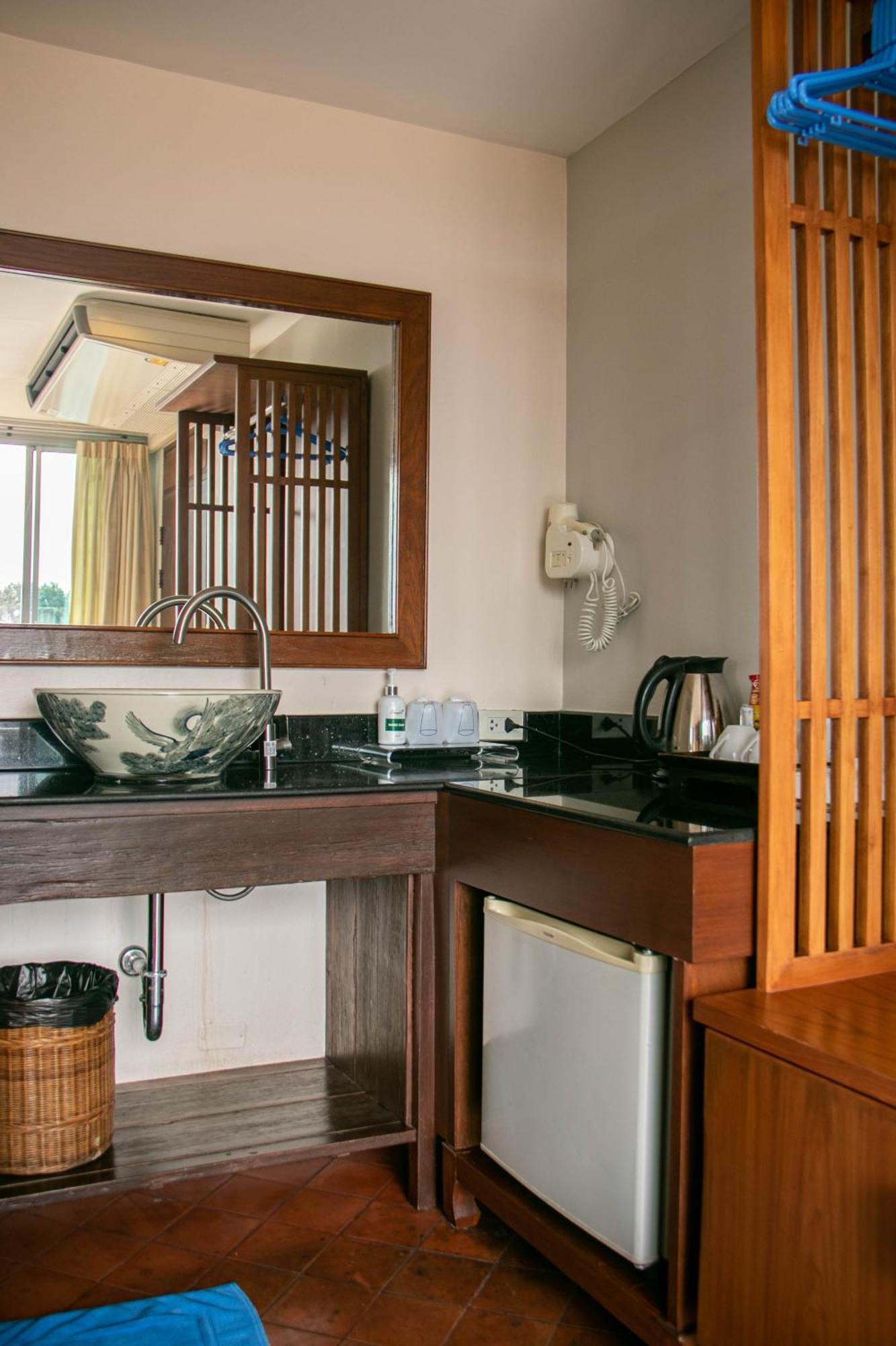 Lamphu Tree House Boutique Hotel Bangkok Dış mekan fotoğraf